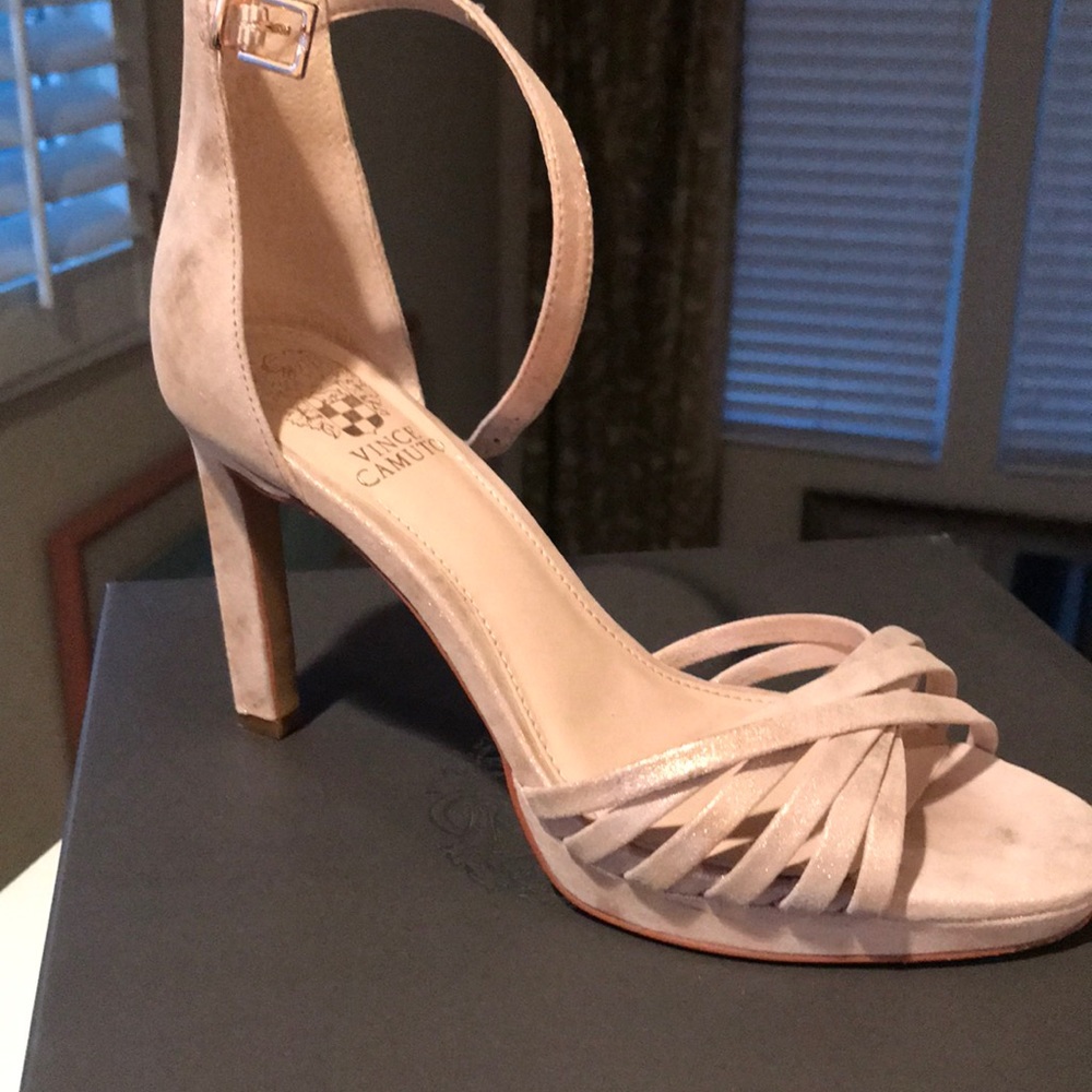 Vince Camuto Nude Heels